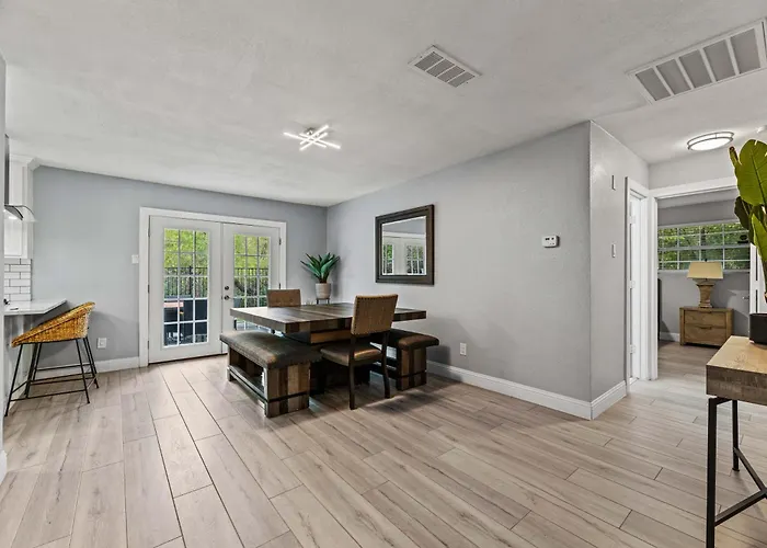 Sunset Heights Retreat Holiday home